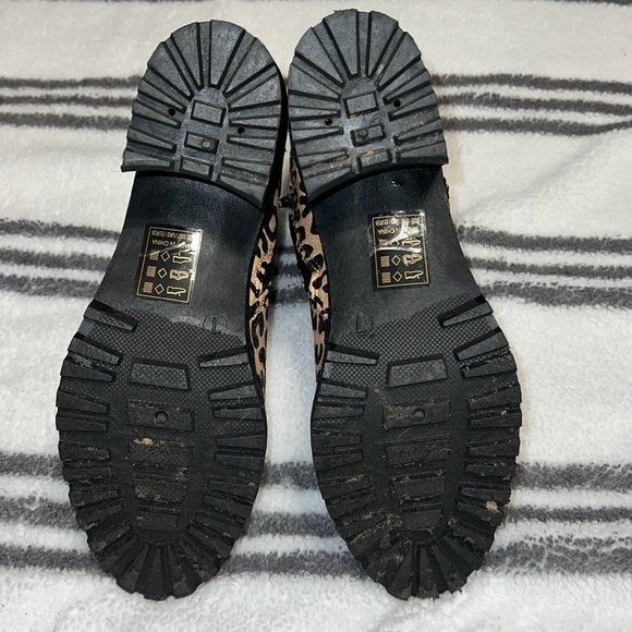 Leopard Print Boots - Picture 3 of 7